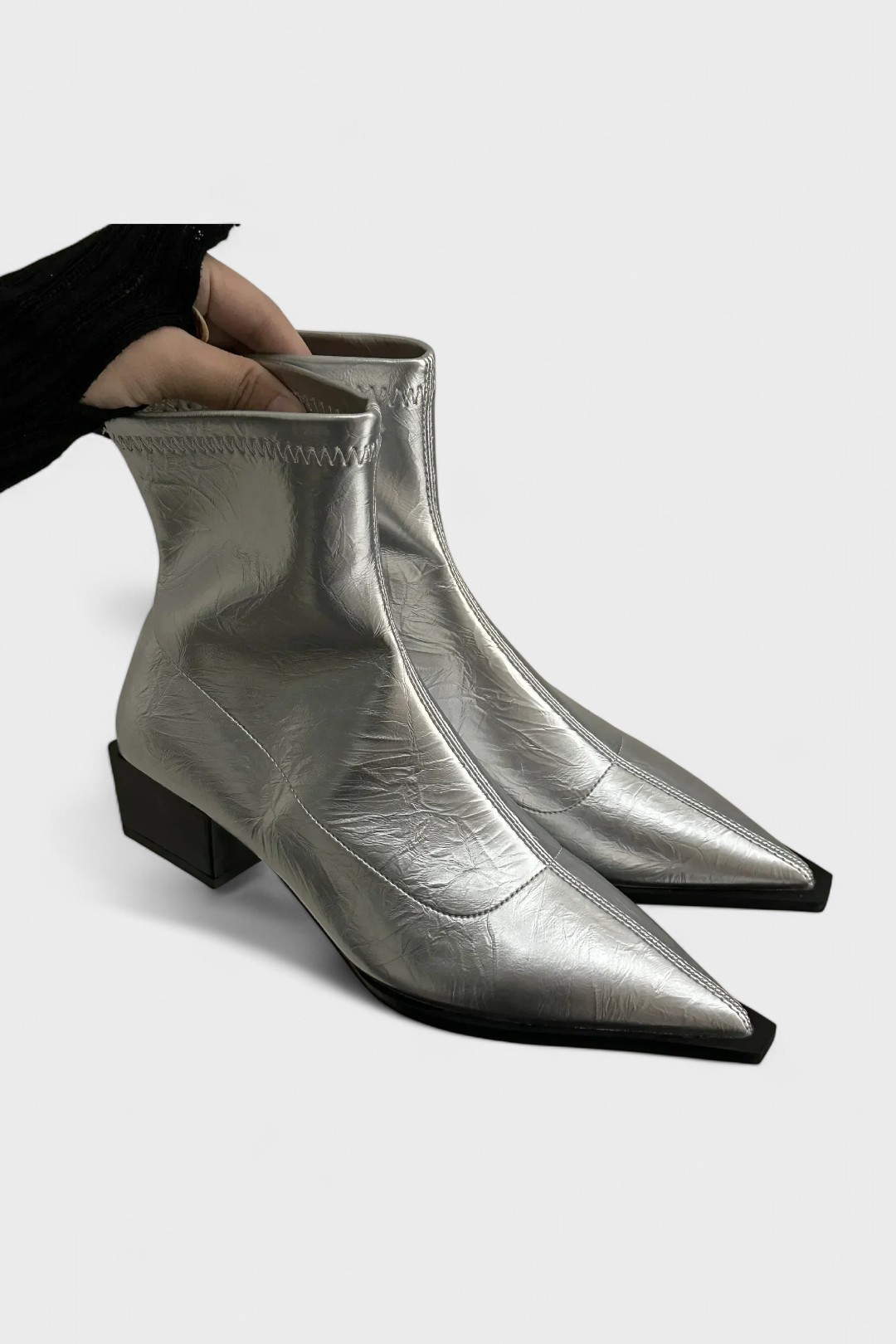 Women’s Metallic Pointed-Toe Boots | Ankle